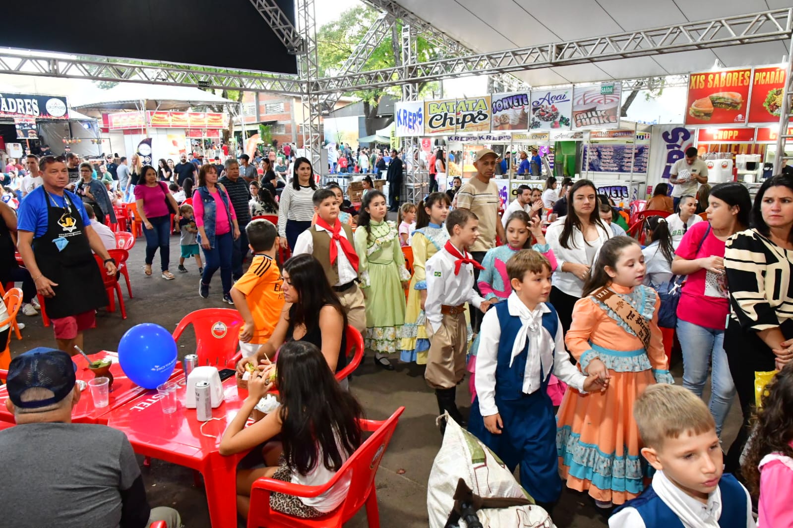 13 Atrações culturais movimentaram a Fenamilho na Páscoa (3)